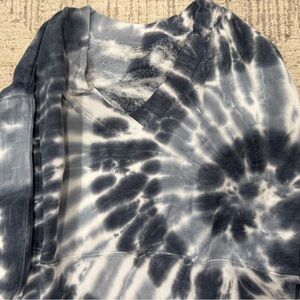 Abercrombie & Fitch Monochrome Tie-Dye Sweatshirt